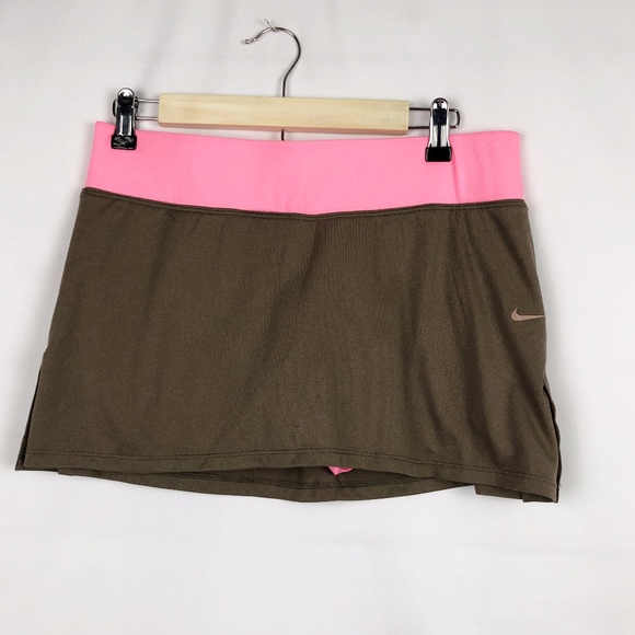 Nike Dresses & Skirts - Nike Dri-Fit Skirt with built in shorts - Medium